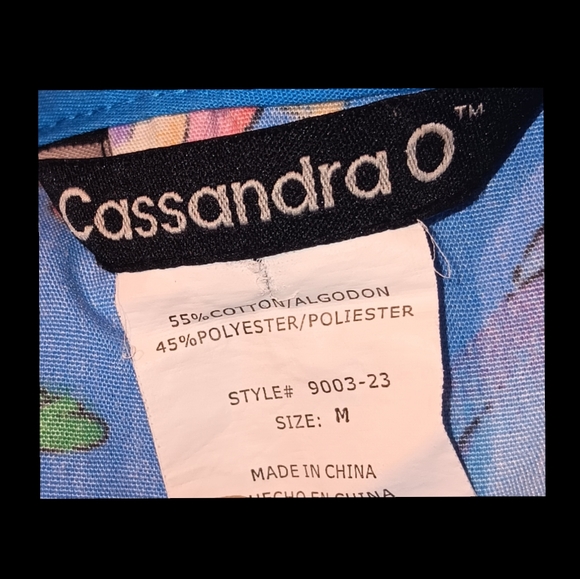 Animals print Scrub Top by Cassandra O - Picture 4 of 4